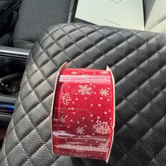 Red Snowflake Ribbon - Picture 2 of 3